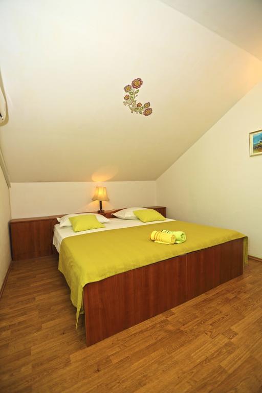 Apartmani Niki Hvar Hvar Town Quarto foto