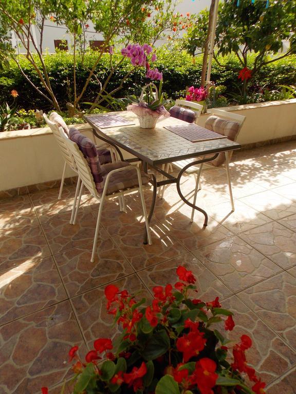 Apartmani Niki Hvar Hvar Town Exterior foto